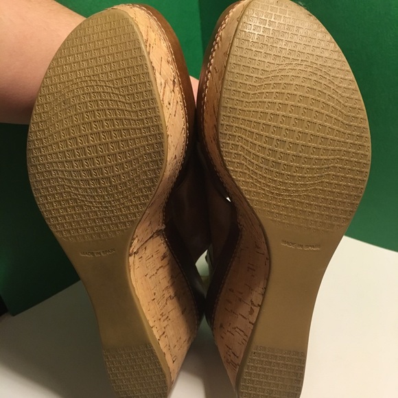 Stuart Weitzman Wedges - Picture 5 of 8